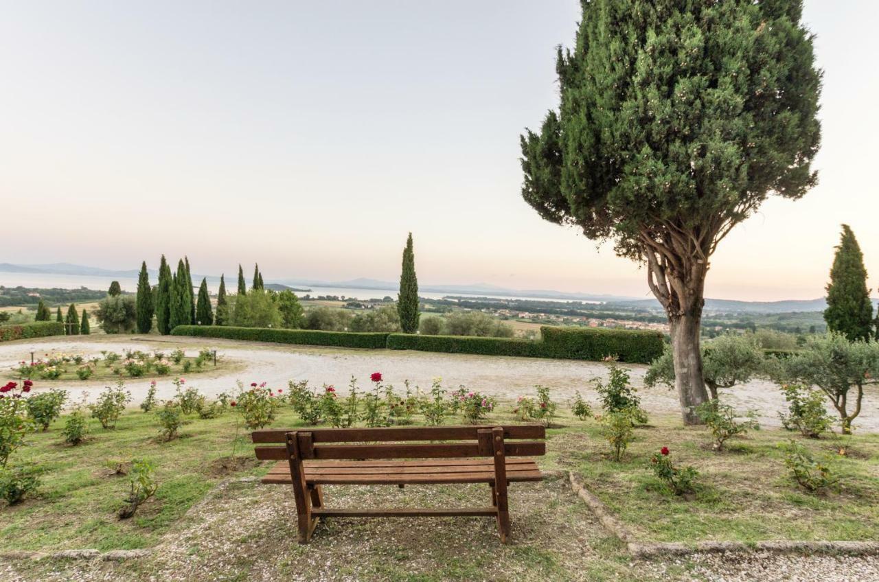 Relais Borgo Torale Hotel Passignano sul Trasimeno Kültér fotó